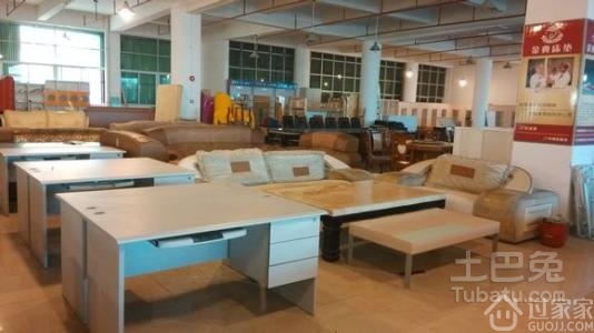 貨源告急 舊貨回收店的收貨窘境與市場(chǎng)連鎖反應(yīng)