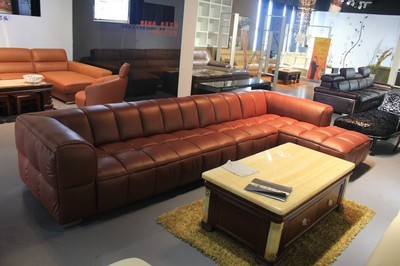 真皮轉(zhuǎn)角客廳沙發(fā) 現(xiàn)代休閑設(shè)計(jì)，探秘順德沙發(fā)產(chǎn)業(yè)